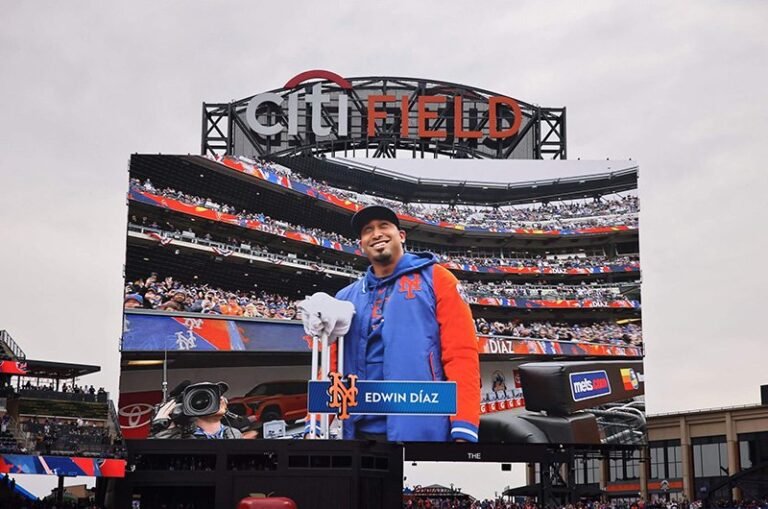 How the $445 Million Mets Crashed and Burned: An Inside Look