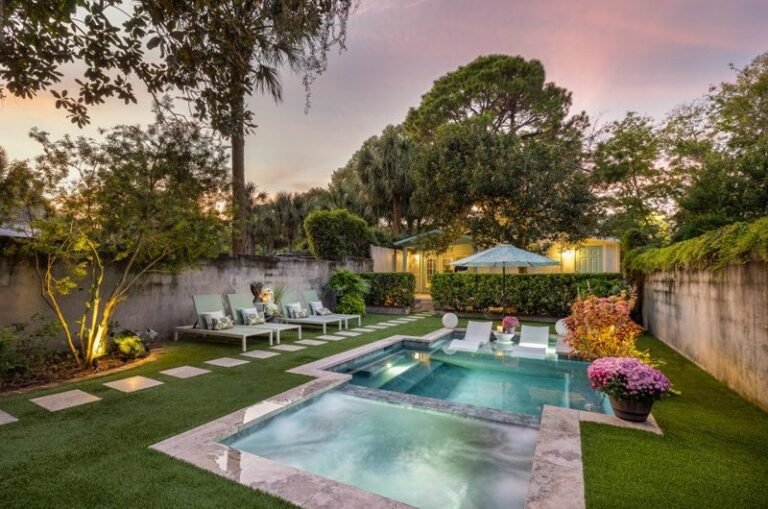 Outdoor Oasis: Designing a Relaxing and Functional Backyard